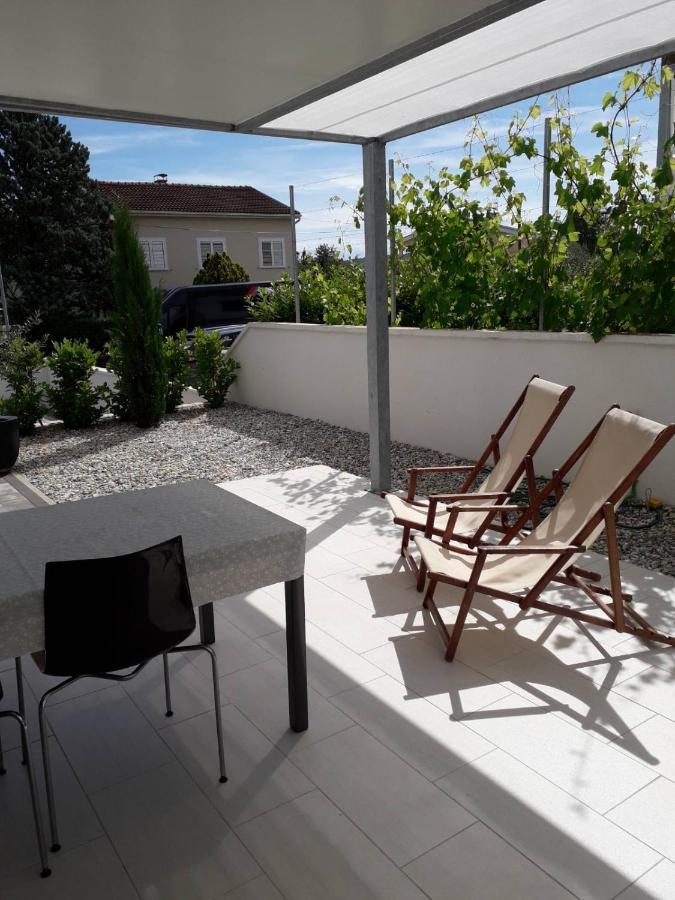 Apartment White Vantacici Esterno foto